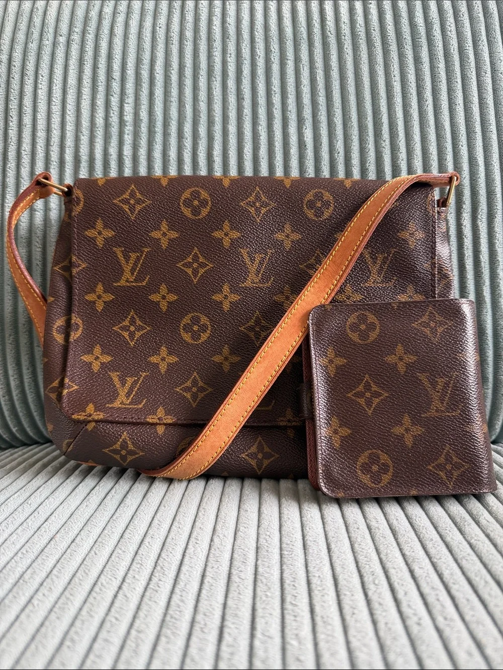 Louis Vuitton Monogram Musette Tango Shoulder Bag & LV Monogram Compact Wallet - Picture 1 of 12
